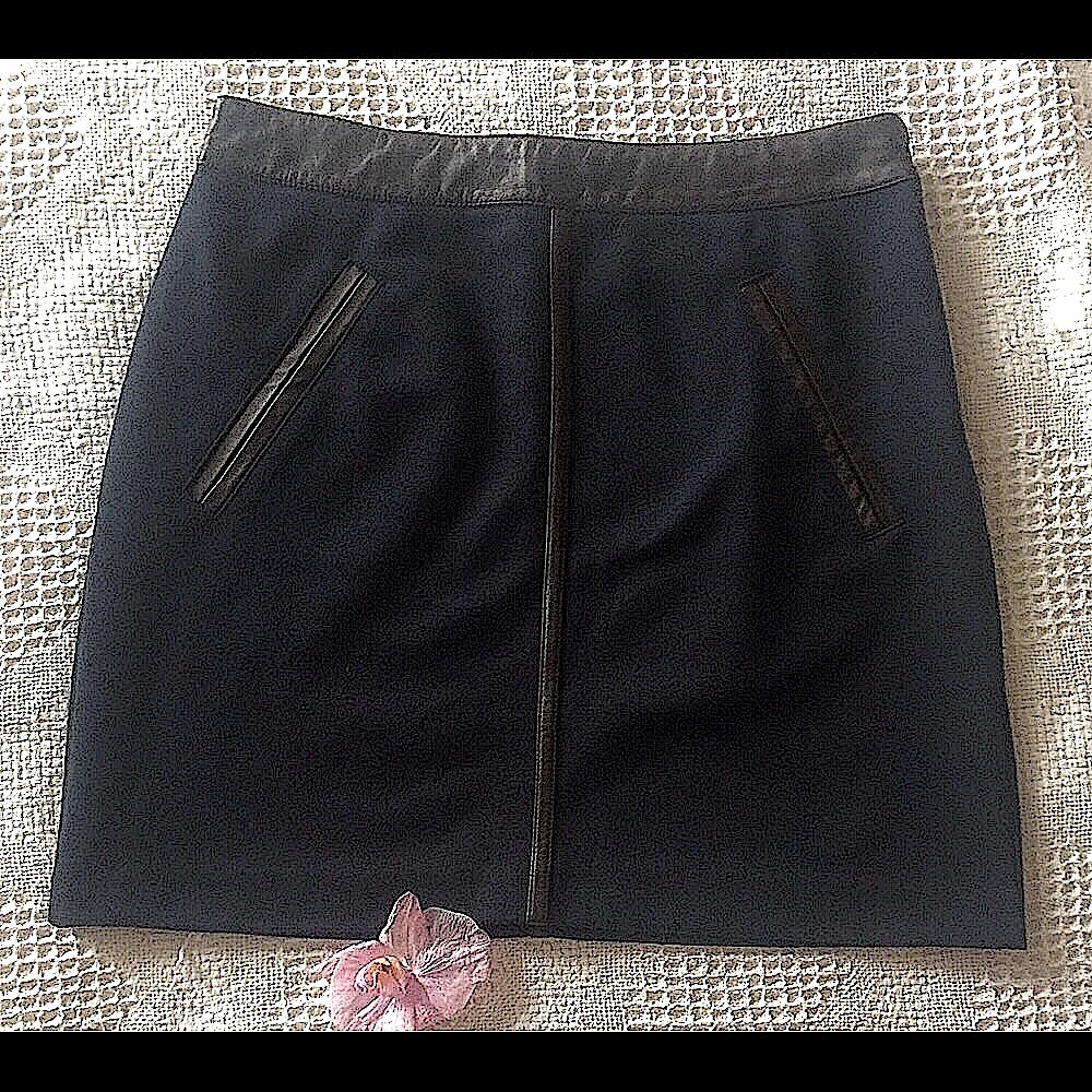 CLUB MONACO Mini Skirt